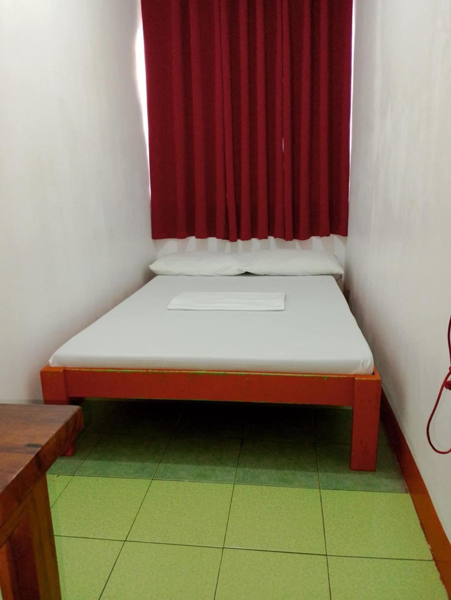 Stay Malate Manila Zewnętrze zdjęcie